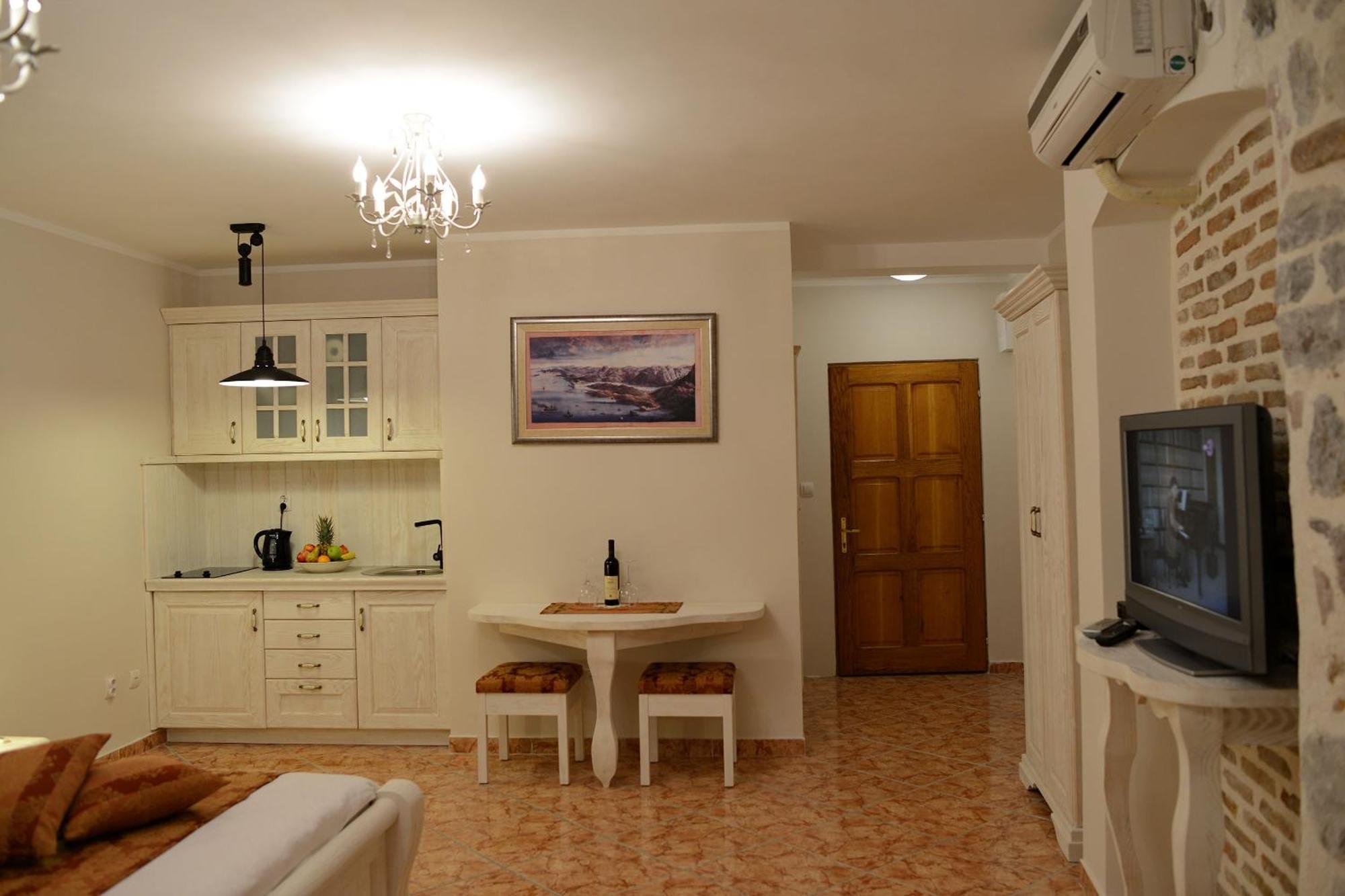 Apartments Kotor Old Town Exterior photo